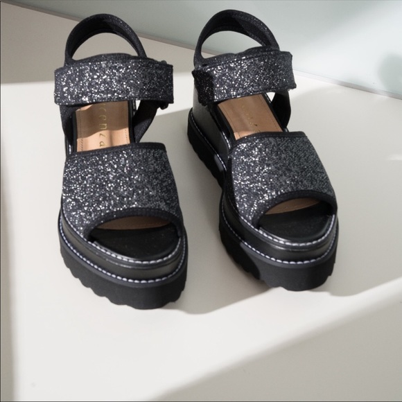 Anthropologie Shoes - Vicenza Adelaide Ankle Strap Glitter Sandals
